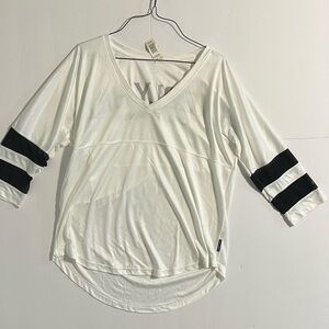 Spirit Jersey Beverly Hills, California  Size Large Nwt